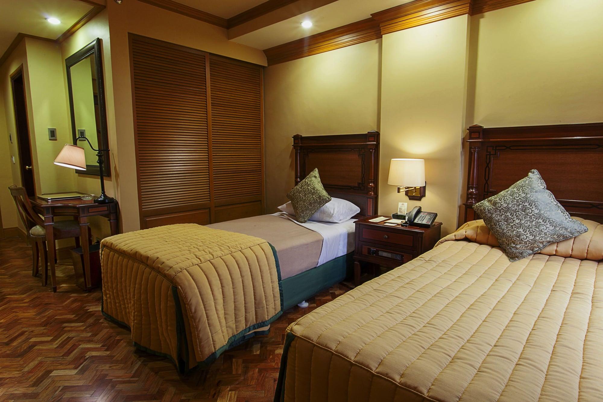 Herald Suites Makati City Exterior foto